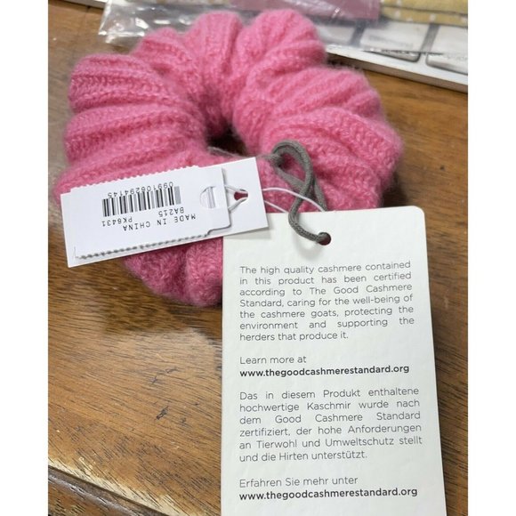 j. crew Cashmere hair scrunchie flamingo pink one size gift holiday new with tag - Picture 3 of 3
